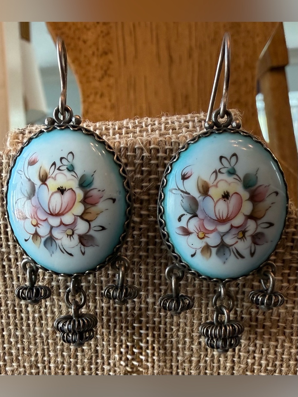 Finift Russian Handpainted Floral Ceramic & Silver tone vintage dangle earrings